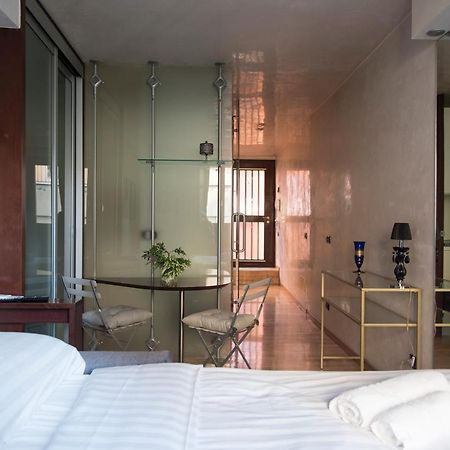 Youhosty - Duomo Studio Apartment Milánó Kültér fotó