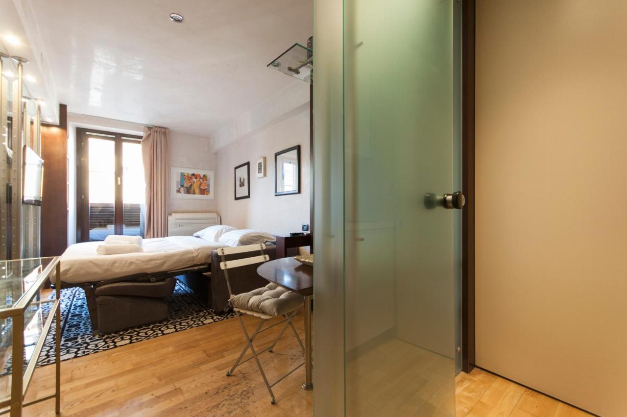 Youhosty - Duomo Studio Apartment Milánó Kültér fotó