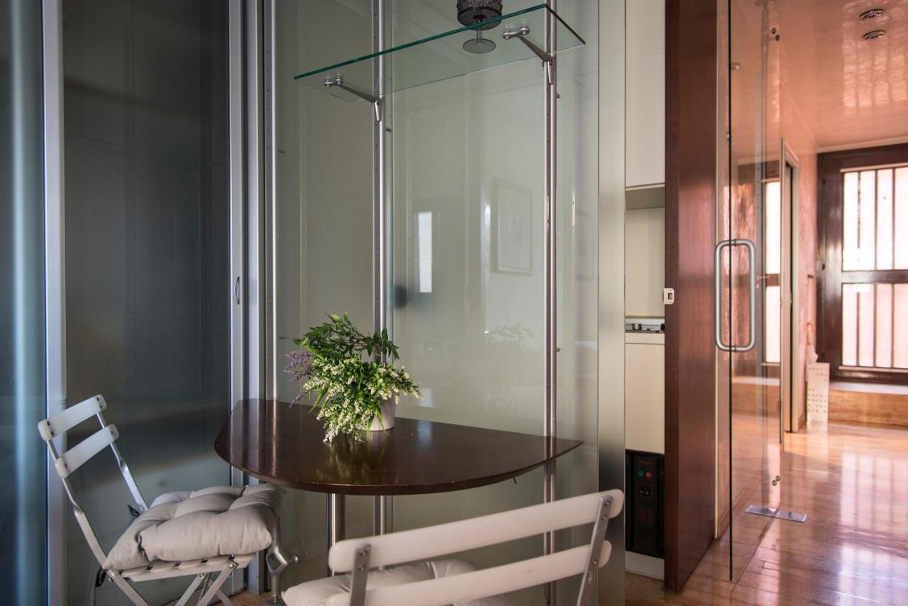Youhosty - Duomo Studio Apartment Milánó Kültér fotó